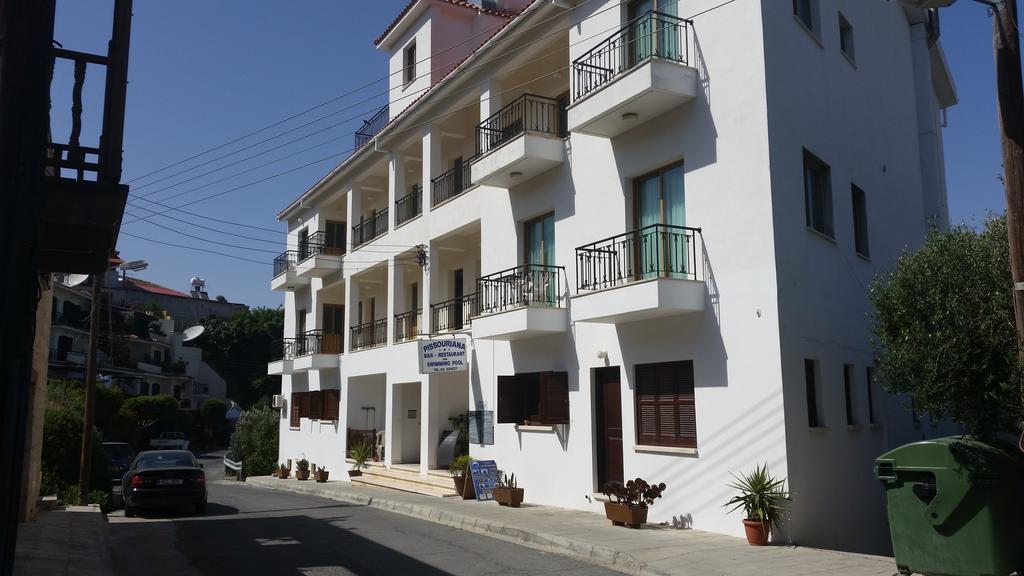 Pissouriana Hotel Apartments Luaran gambar